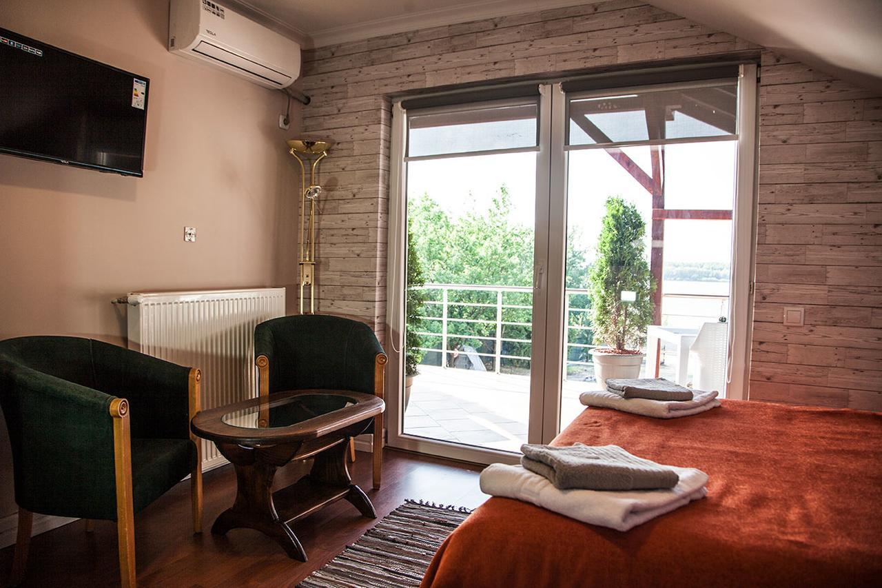 Vila Mila Riverside Apartments スメデレヴォ エクステリア 写真